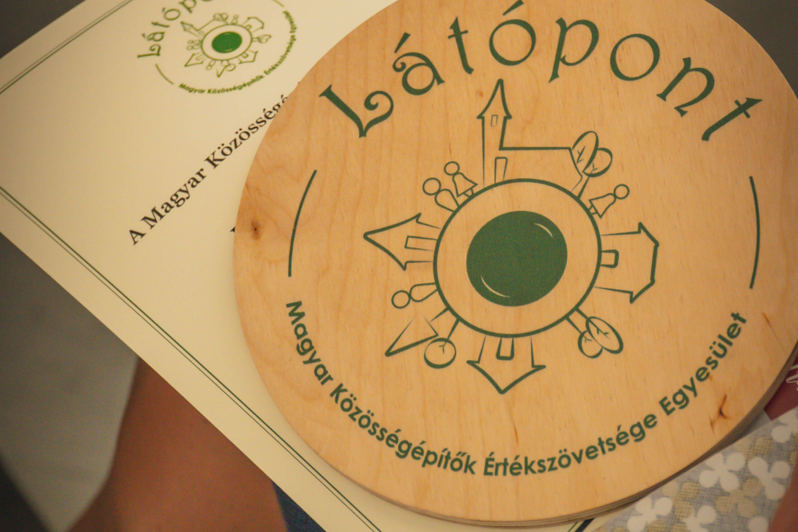 Új Látópontokat köszöntünk