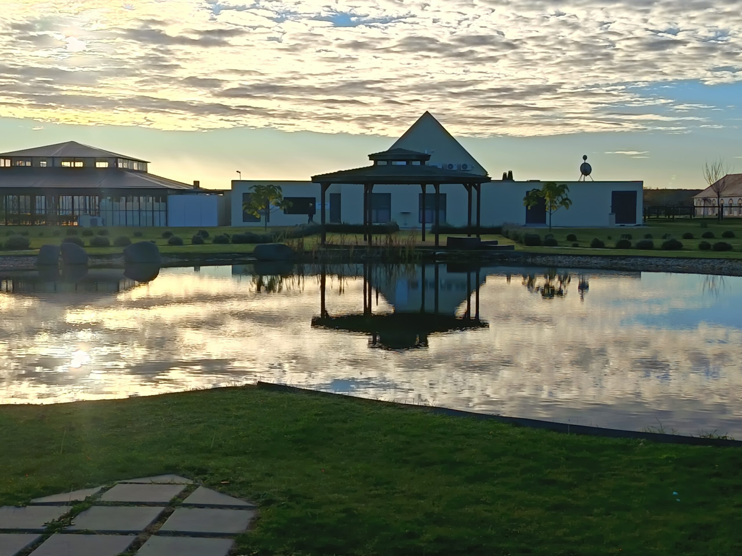 Sopronkövesdi Jógyakorlatok, avagy hogyan főzzünk „kőlevest” gazdagon?