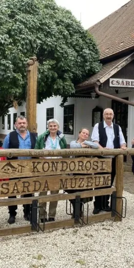 kozosertek_latoutak6